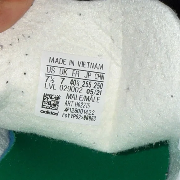 adidas Gazelle Green and White Sneakers - Picture 8 of 10